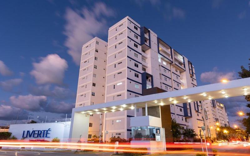 칸쿤 Exclusive Building 6 People 3 Cable Televisions 2 Swimming Pools Balcony, 빌라 외부 사진